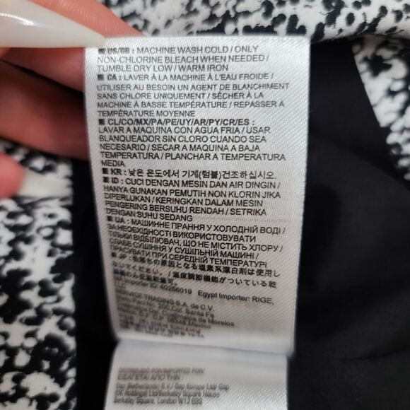 Banana Republic | Black & White Speckle Pencil Skirt | 4 - Picture 12 of 12